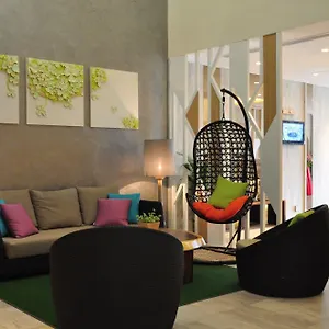 https://champion-hotel.singapore-best-hotels.net