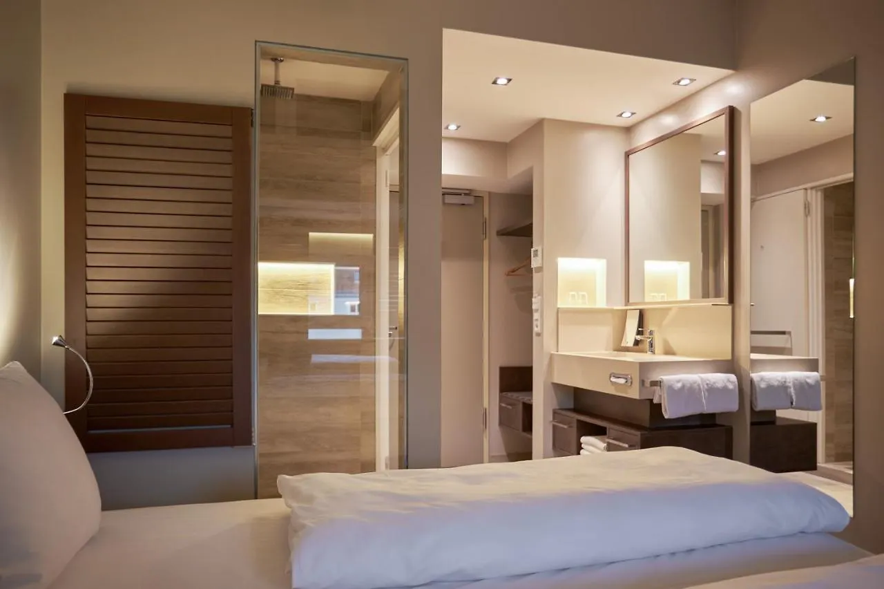 Hotel Gio Munich 4*,